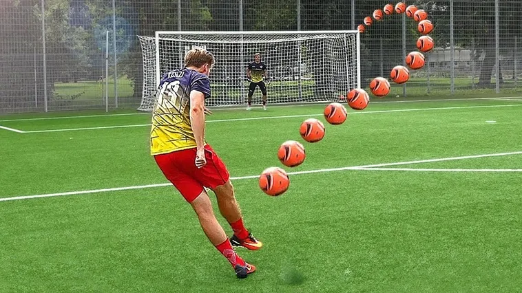 Bí Quyết Đá Bóng Bằng Mu Ngoài Bàn Chân: Kỹ Thuật Của Những Vĩ Nhân 1 Bí Quyết Đá Bóng Bằng Mu Ngoài Bàn Chân: Kỹ Thuật Của Những Vĩ Nhân